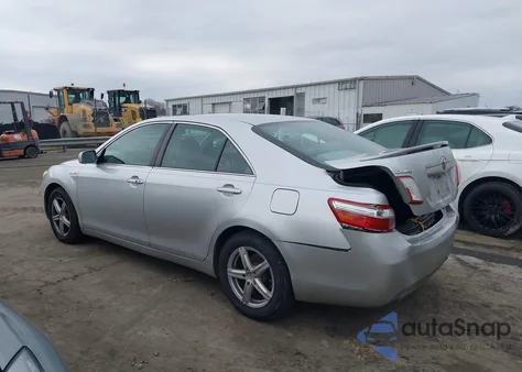 2008 Toyota Camry Hybrid z USA, uszkodzony, nr VIN 4T1BB46K68U036830